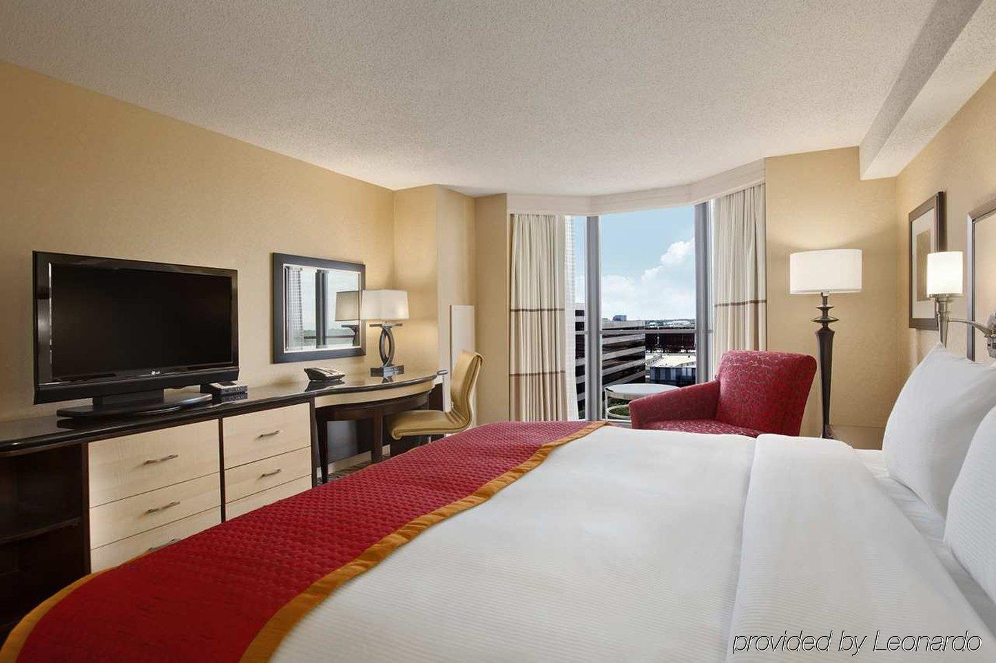 Hilton Rosemont Chicago O'Hare Otel Oda fotoğraf